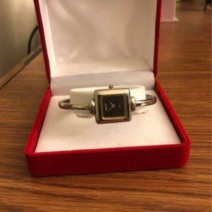 GUCCI Quartz Silver BLK  VERYGOOD Wristwatch